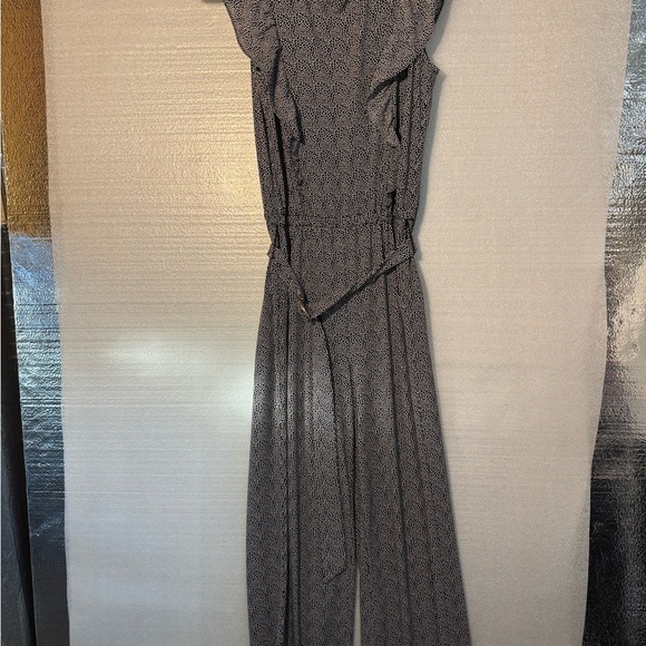 Michael Kors Belted Jumpsuit. Size S - Picture 7 of 7